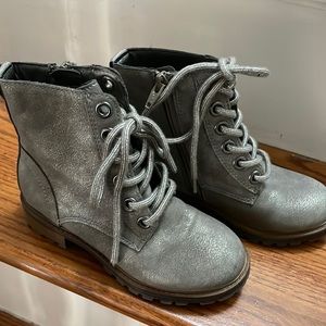 Cat and Jack Cool Pewter/silver boots Size 13